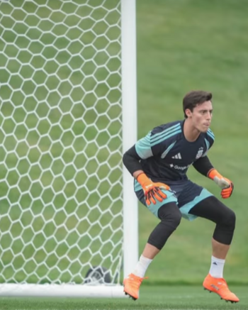La razón detrás de la permanencia de Santiago Beltrán junto al plantel de Scaloni