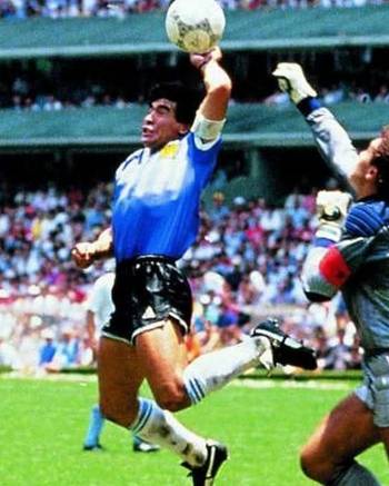 La tarde que inmortalizó a Maradona: 40 años del 2-1 ante Inglaterra