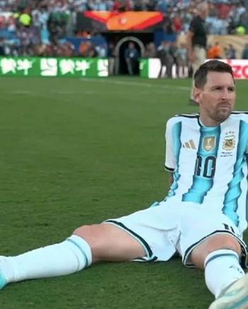 Las redes explotaron contra Rosario Central por borrar a Messi de una publicación